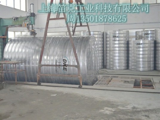 不銹鋼圓柱形水箱